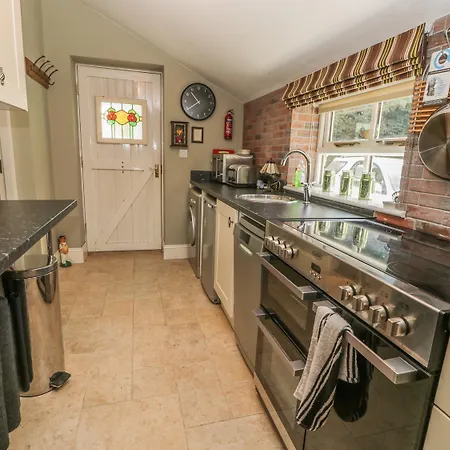 Holiday home Londesborough